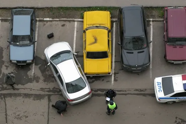 Как выезжать с параллельной парковки когда мало места 2