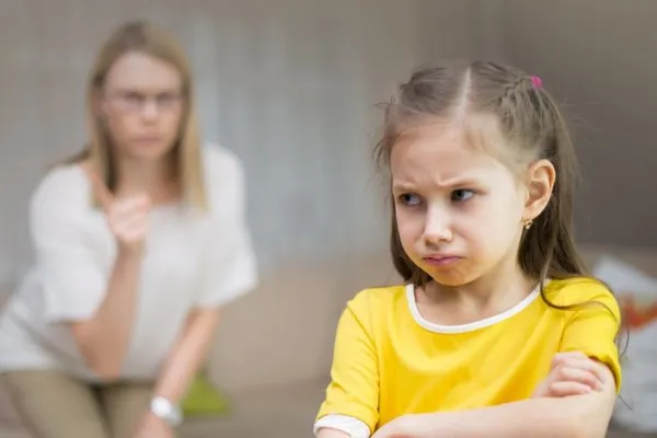 Почему родители кричат на своих детей 4
