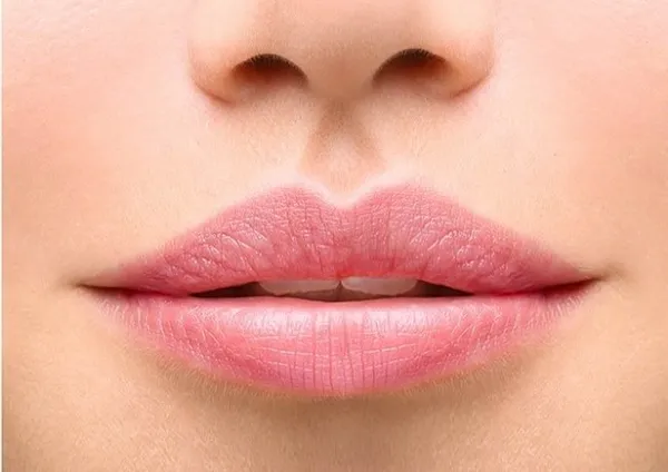 Как отличить настоящие губы от накаченных 5